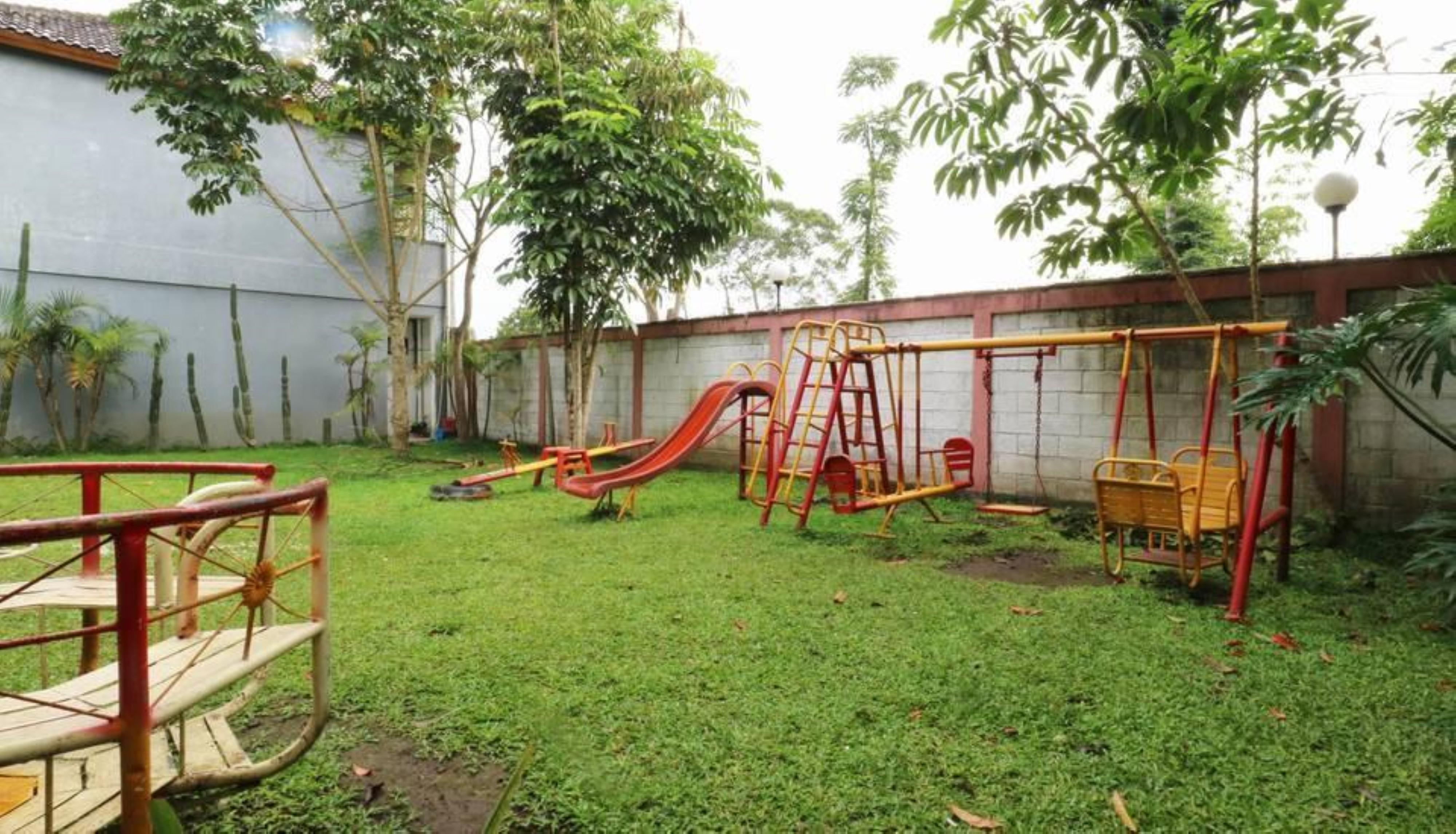 Narima Resort Hotel Lembang Buitenkant foto