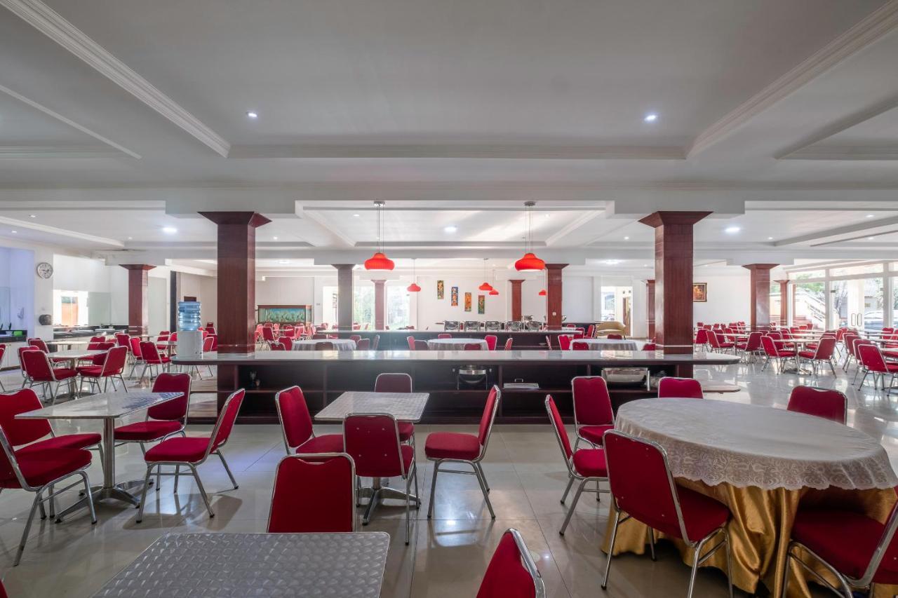 Narima Resort Hotel Lembang Buitenkant foto
